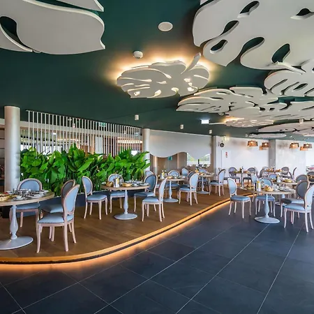 Moevenpick Balaland Balaton فندق