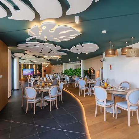 فندق Moevenpick Balaland Balaton 5*